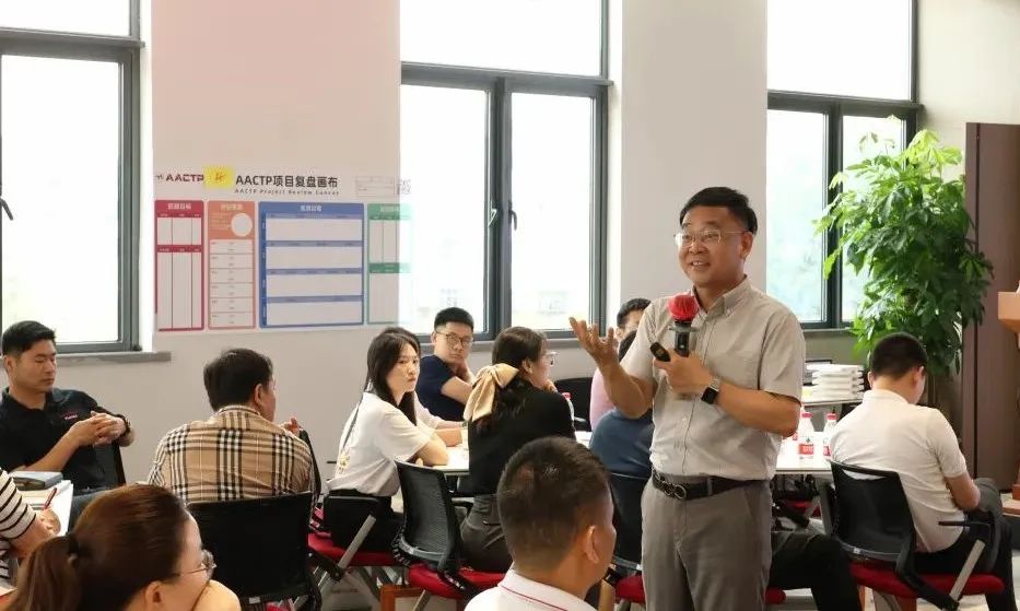 赋能人才发展 | “复盘中国行•走进利亚德”学习活动成功举办